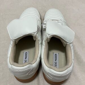 Steve Madden Madrid Sneakers